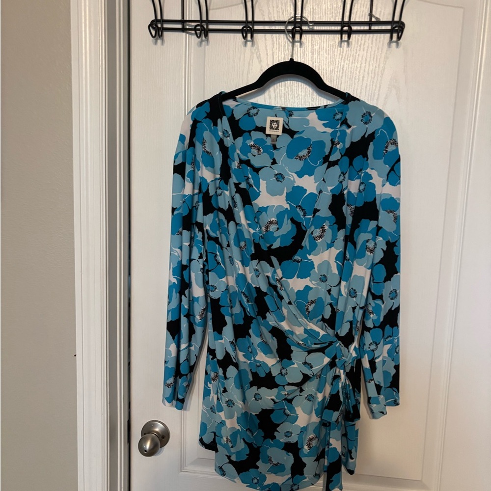 Anne Klein Blue and Black Floral Long Sleeve Dress
